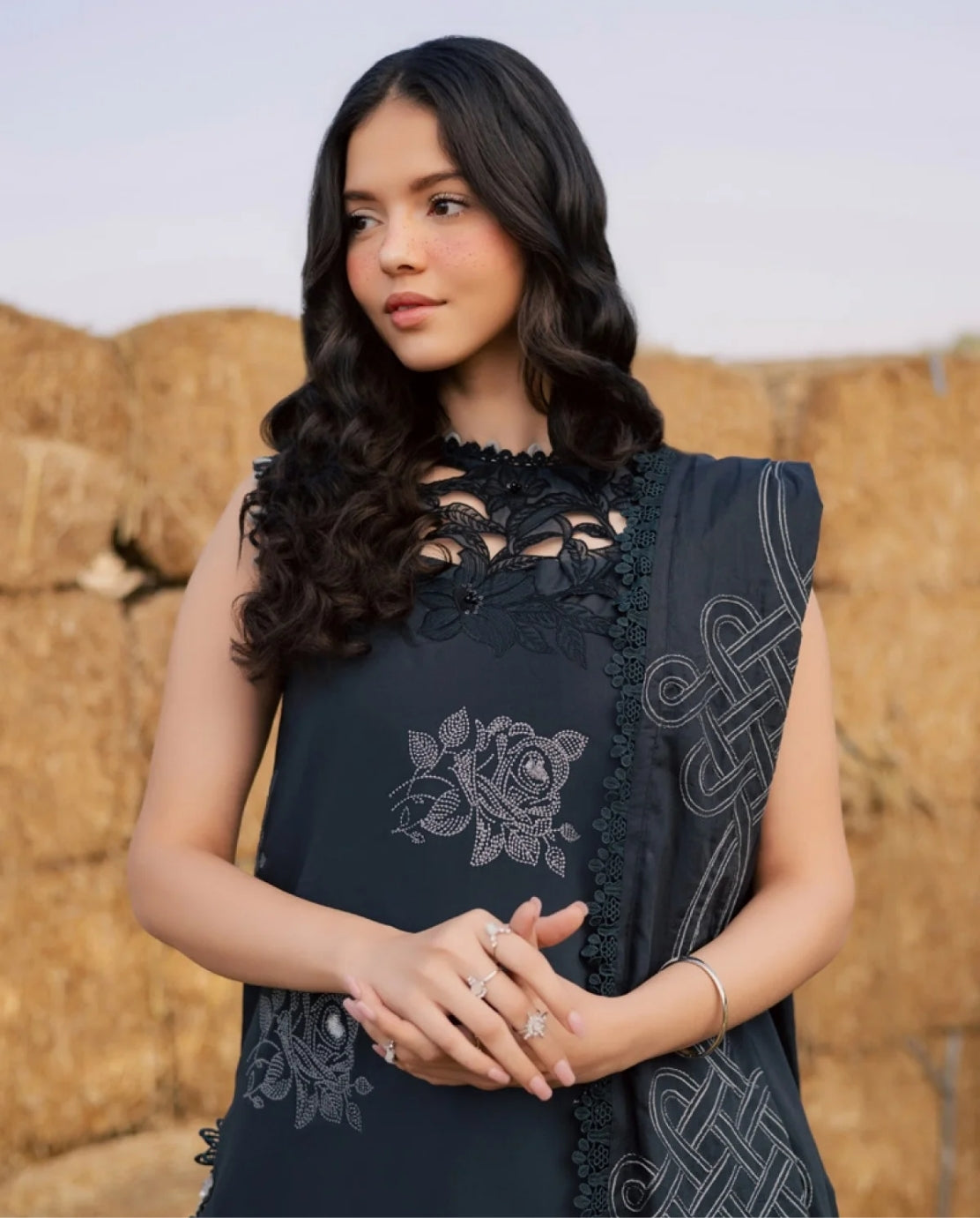 Parishay Summer Queen 26 Volume 02 SQU#14 – Luxury Embroidered Lawn Suit 3PC