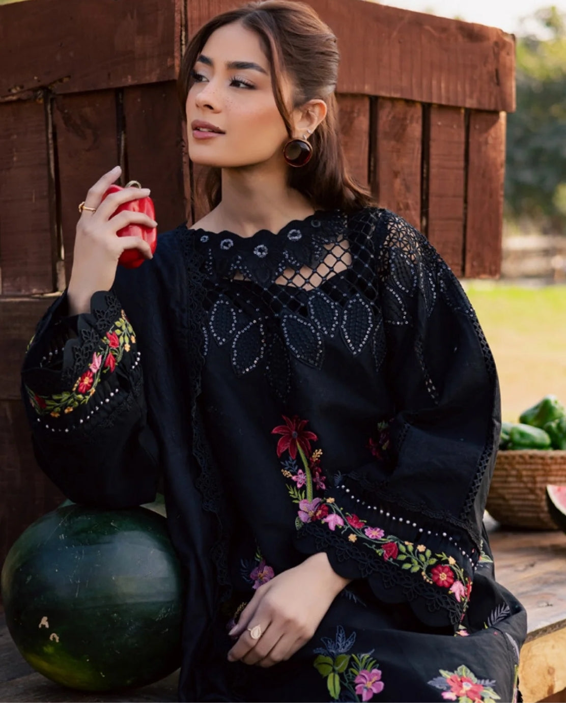 Parishay Summer Queen 26 Volume 02 SQU#11 – Luxury Embroidered Lawn Suit 3PC