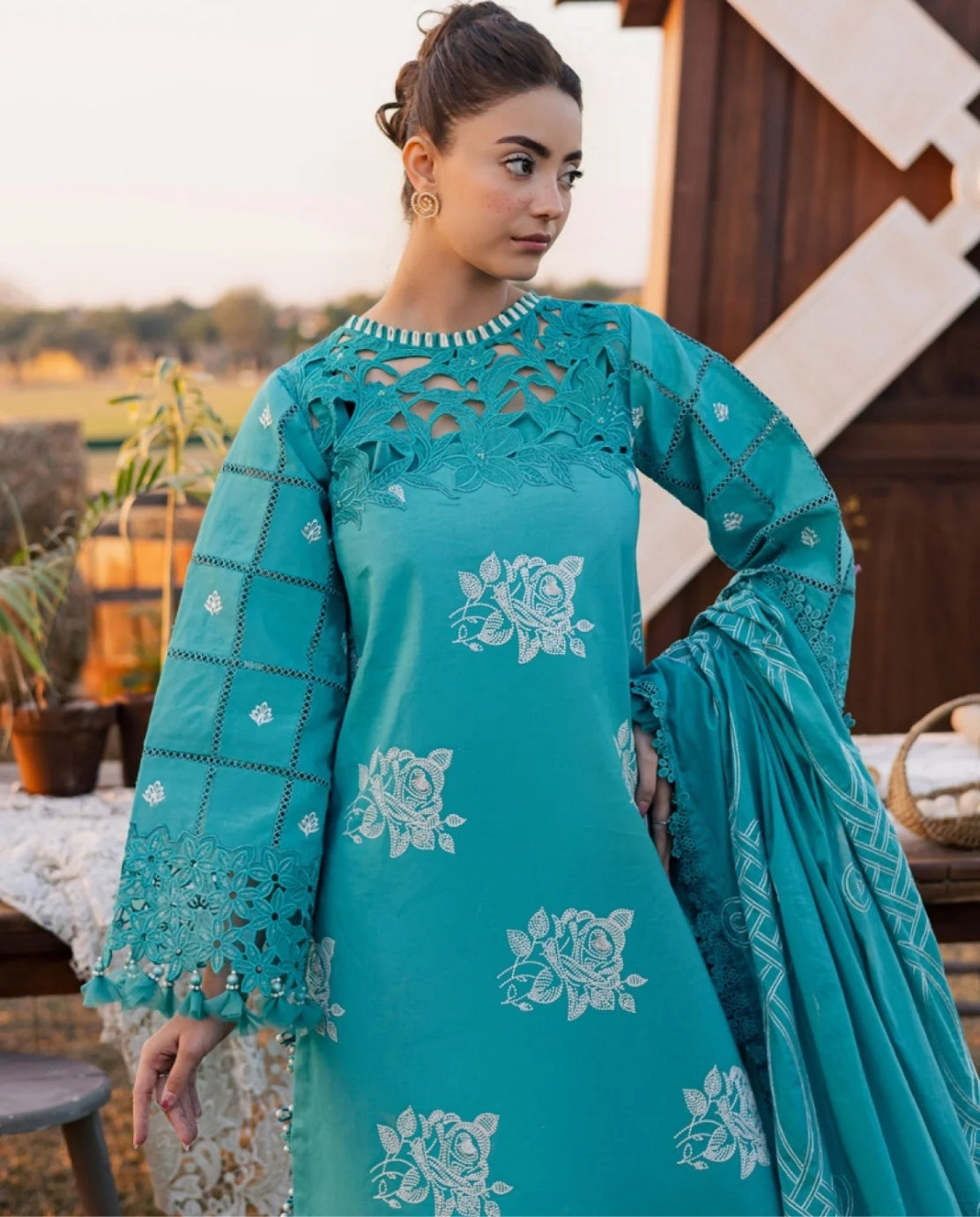 Parishay Summer Queen 26 Volume 02 SQU#15 – Luxury Embroidered Lawn Suit 3PC