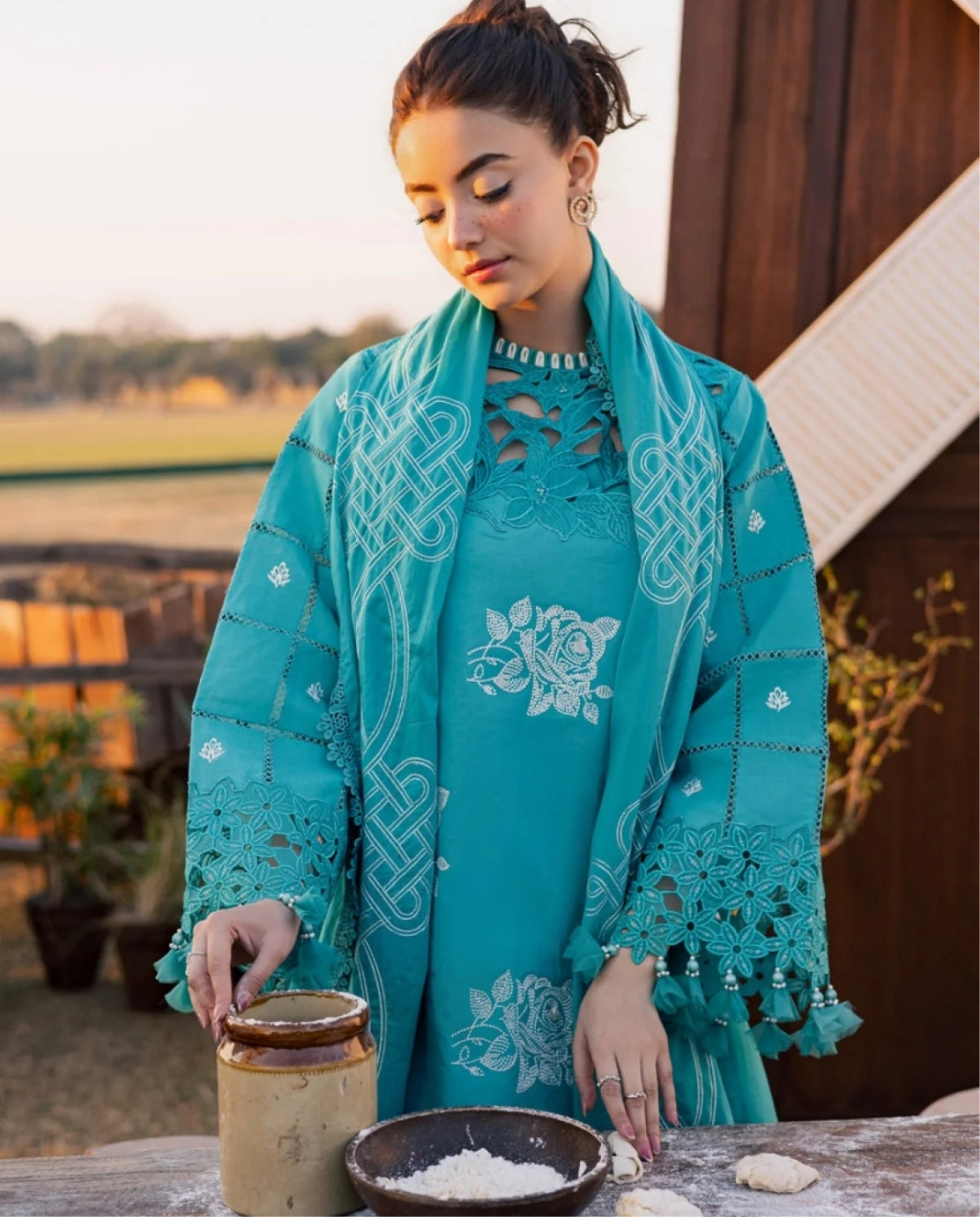 Parishay Summer Queen 26 Volume 02 SQU#15 – Luxury Embroidered Lawn Suit 3PC